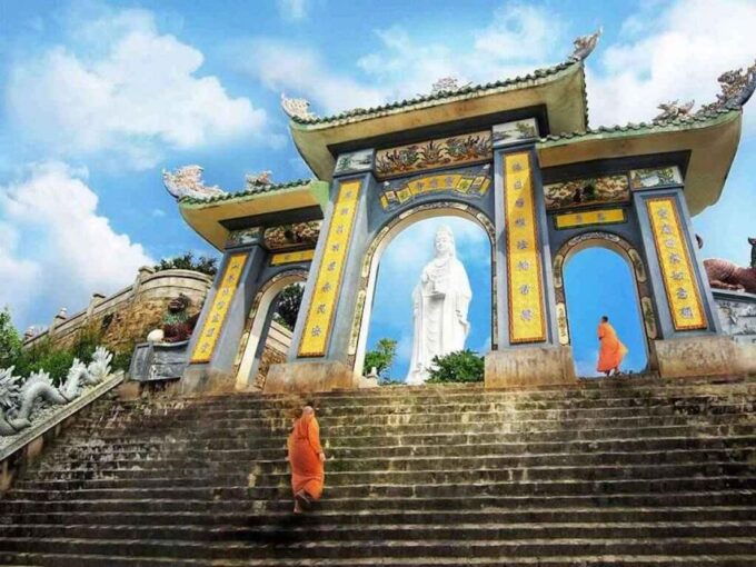 Hue To/From Hoi An via Linh Ung Pagoda in Monkey Mountain - Lang Co Beach Beauty Discovery