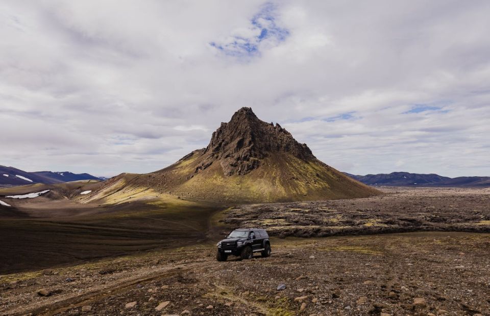 Hvolsvöllur: Hekla and Maelifell Private Guided Tour - Tour Features and Additional Details