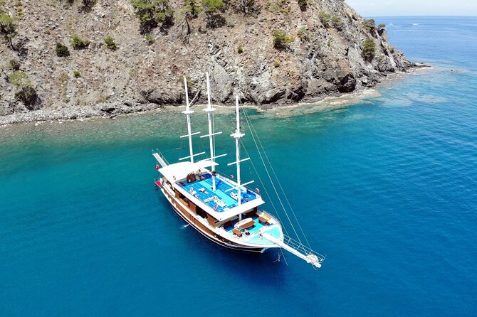 Kemer Bay Blue Cruise From Antalya & Belek - Tour Capacity