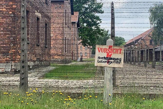 Krakow: Auschwitz-Birkenau Guided Tour & Hotel Pick Up - Last Words