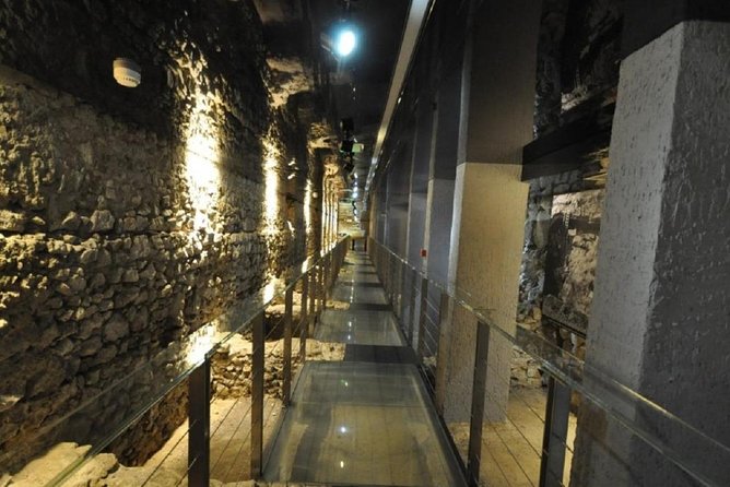 Krakow: Skip the Line Underground Museum Private Guided Tour - Timeliness Importance