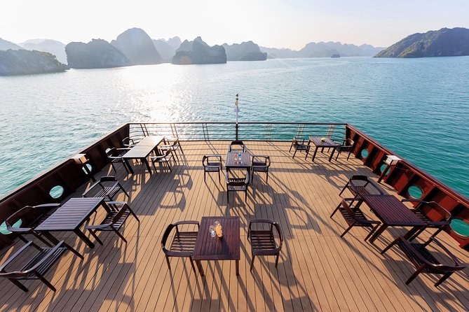 Lan Ha Bay 2 Days 1 Night - Luxury 4*Vspirit Cruise - Entertainment and Activities
