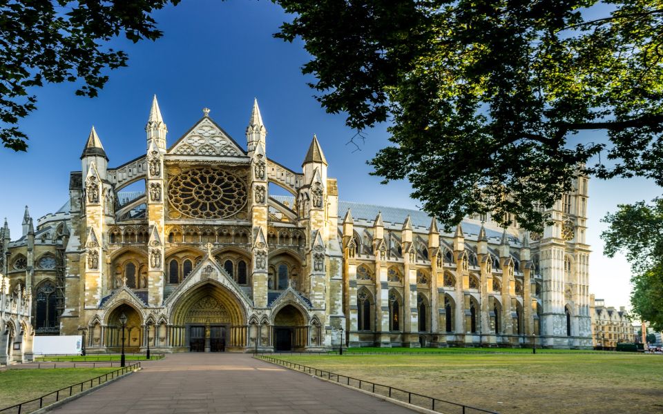 London: Westminster Abbey, Big Ben & Buckingham Palace Tour - Common questions