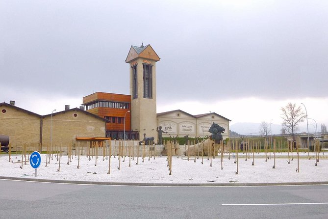 Luxury La Rioja Wineries Private Tour - Booking and Reservations