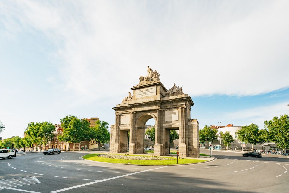 Madrid: 15 or 48 Hour Hop-On Hop-Off Sightseeing Bus Tour - Cancellation Policy