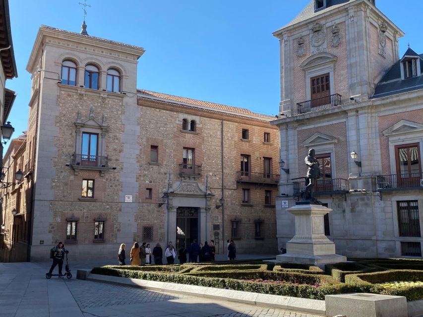 Madrid: Monastery of Descalzas Reales Tour With Tickets - Customer Reviews