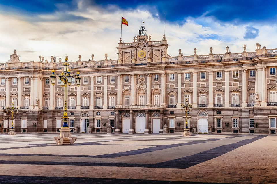 Madrid: Royal Palace Tour With Optional Cathedral Tour - Review Summary