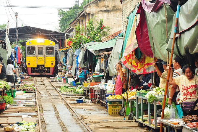 Maeklong Railway Market, Floating Market & Nakhon Pathom City Tour From Bangkok - Additional Information and FAQs