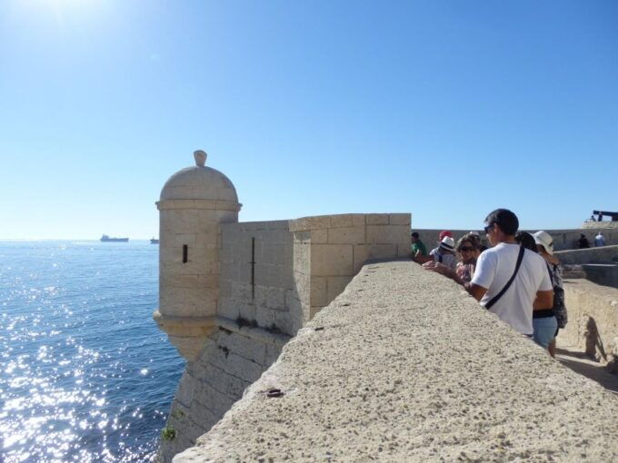 Martigues: Cruise in the Marine Park of the Blue Coast - Meeting Point