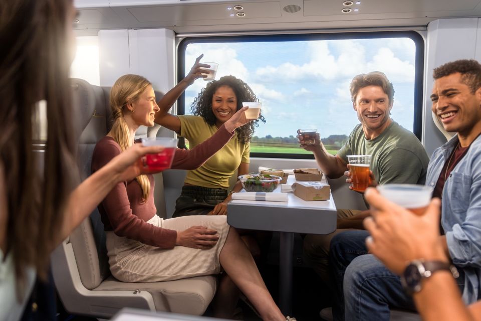 Miami: Train Transfer to South Florida Cities - Onboard Amenities and Services