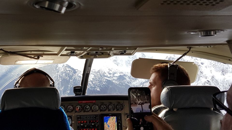 Milford Sound & Big 5 Glaciers Scenic Flight From Queenstown - Location Insights