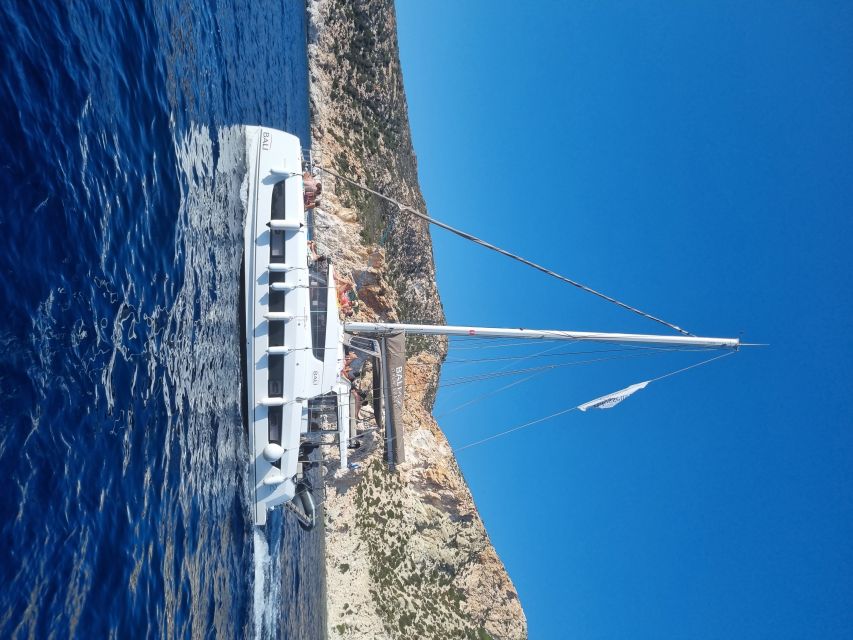 Milos: Kleftiko & Poliegos Catamaran Trip With Meal & Drinks - Customer Reviews