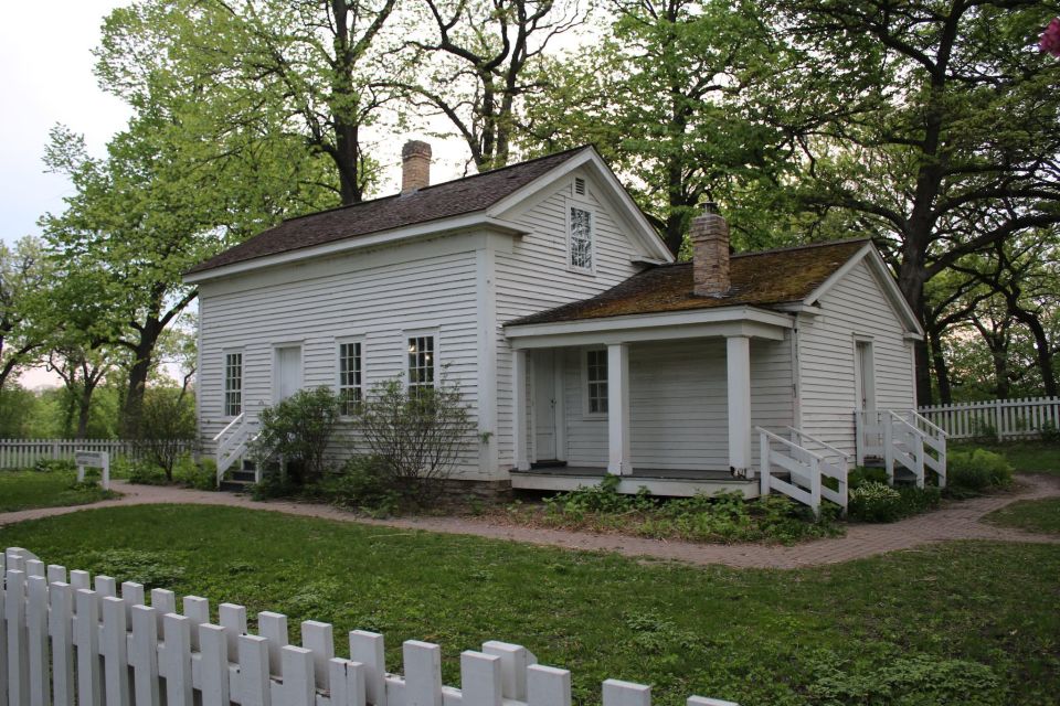 Minnehaha Falls: A Self-Guided Audio Tour of Minneapolis - Common questions