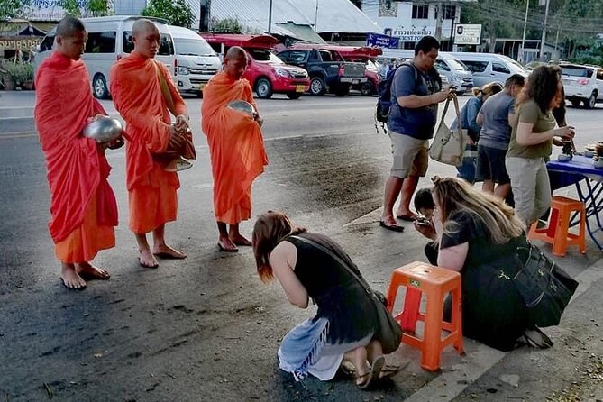 Moring Buddhist Culture, Doi Suthep Temple & Jing Jai Market (Private Tour) - Last Words