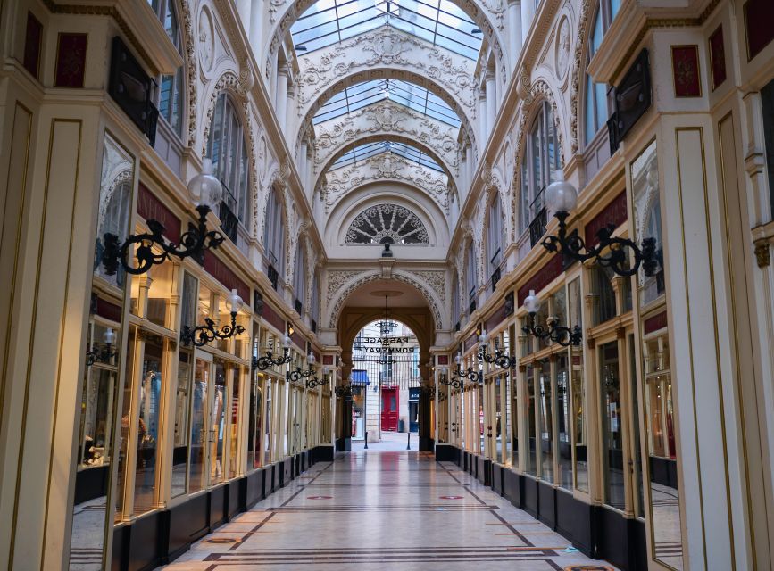 Nantes Traditional Food Group Walking Tour - Background