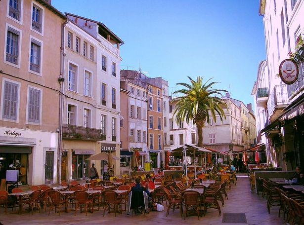 Nimes Historical Center 2-Hour Private Walking Tour - Customizable Private Tour Description