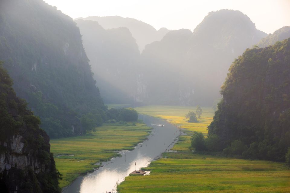 Ninh Binh - Hoa Lu - Tam Coc - Mua Cave Day Trip, Boat, Bike - Directions and Pick-Up Information