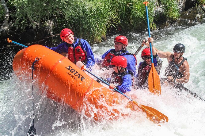 Nugget Falls Class IV Half-Day Rafting on the Rogue RIVer - Tour Highlights
