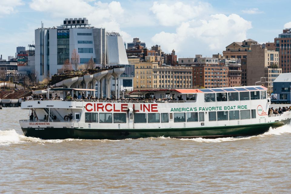 NYC: Circle Line Landmarks Cruise Skip-The-Box-Office - Location and Experience