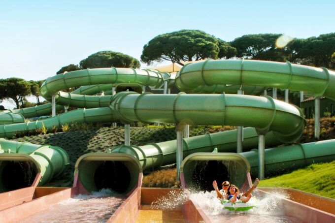 Palafolls: Marineland Dolphinarium and Water Park Tickets - Description and Inclusions