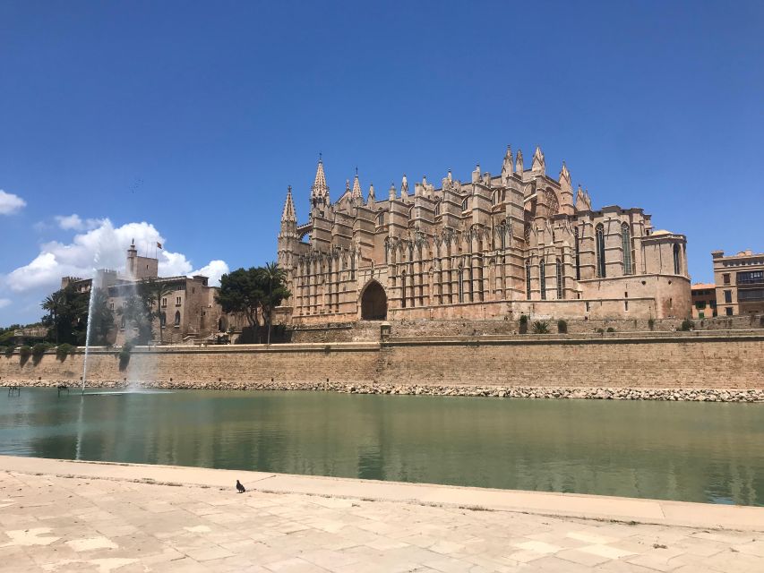 Palma De Mallorca: Lifestyle & Local Food Tasting - Experience Inclusions