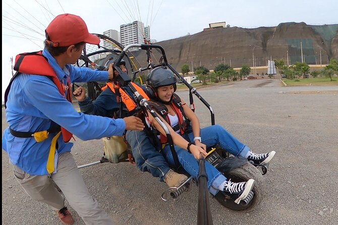 Paragliding Flights Over the Costa Verde in Lima - Safety Guidelines