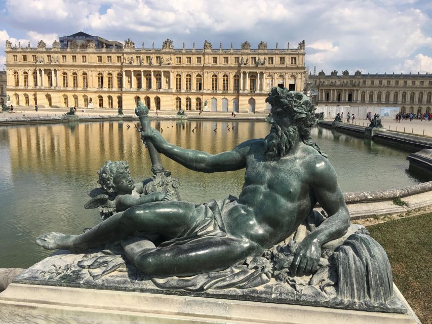 Paris and Versailles Palace: Full Day Private Guided Tour - Pricing and Reservation Options