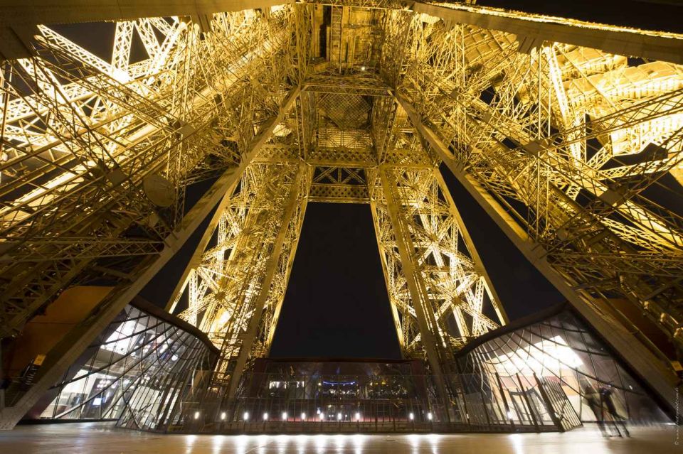 Paris: Eiffel Tower's Madame Brasserie Refined Dinner - Experience Highlights