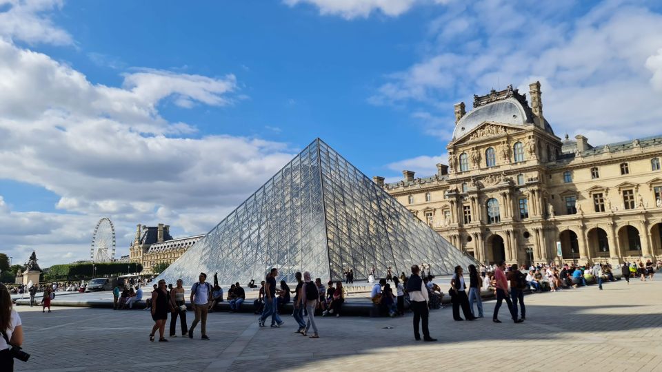 Paris From the Beginning to Today - Haussmanns Transformation of Paris