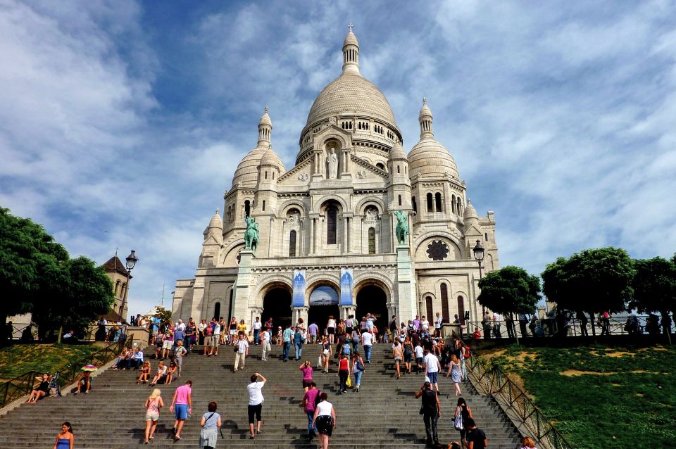 Paris: Montmartre and Sacré-Coeur Walking Tour - Directions
