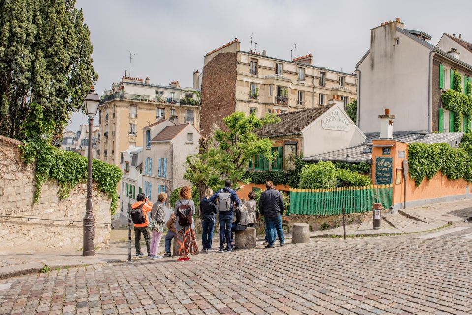 Paris: Montmartre Michelin Dining Experience + Guided Tour - Restrictions & Suitability