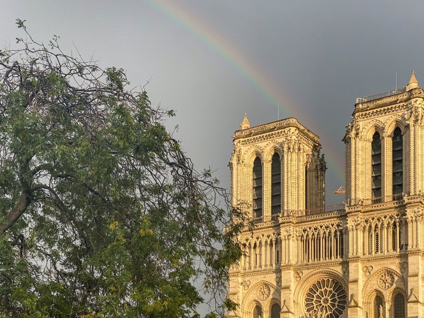 Paris: Notre Dame Outdoor Walking Tour With Crypt Entry - Customer Reviews