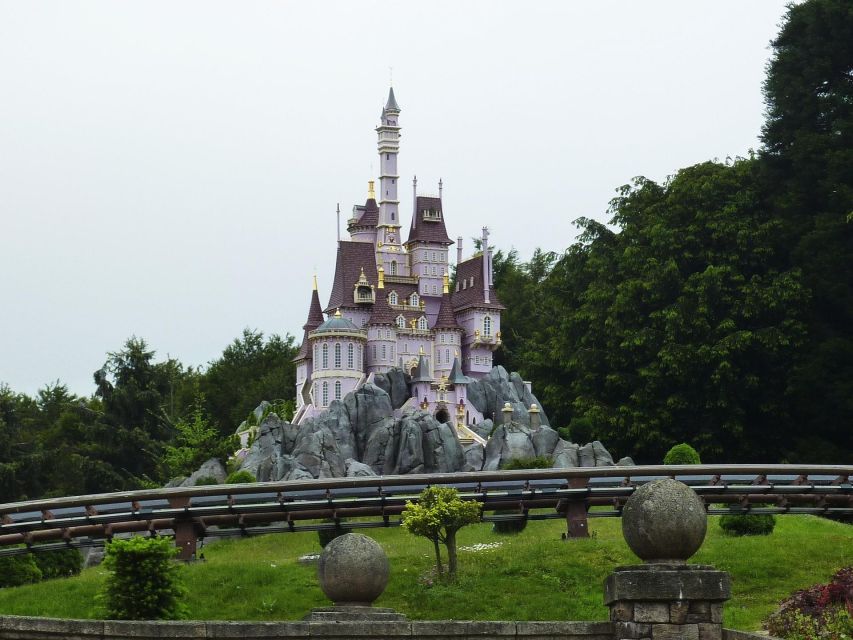 Paris: Private Van Transfer From CDG Airport to Disneyland - Common questions