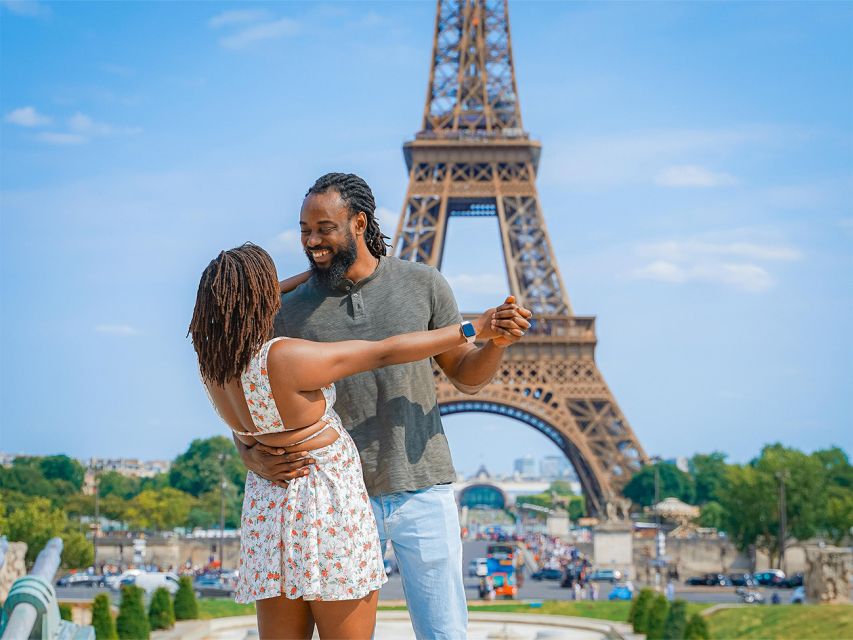 Paris: Professional Photoshoot With the Eiffel Tower - Photo Delivery and Quality