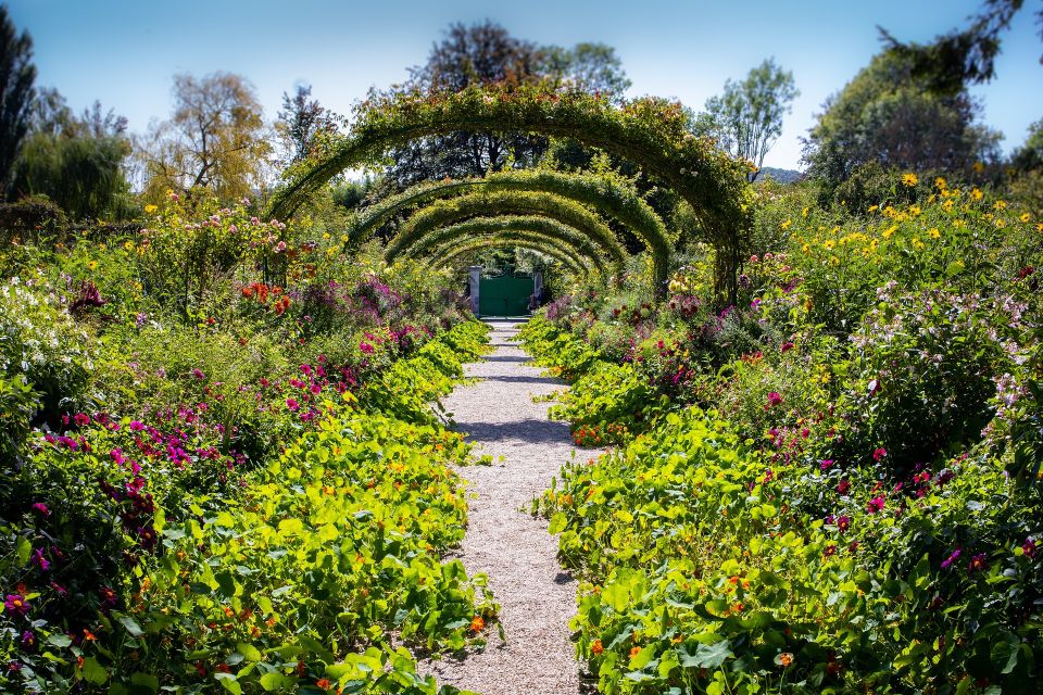 Paris to Giverny Private Tour Monet Gardens House - Additional Information