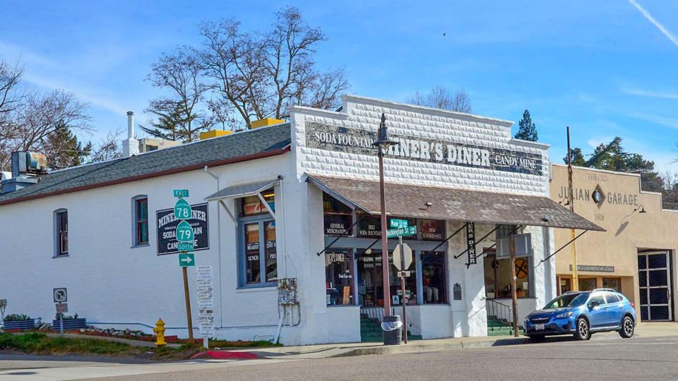 Pies & Pickaxes: A Historic Walking Tour of Julian, CA - What to Bring and Know Before You Go