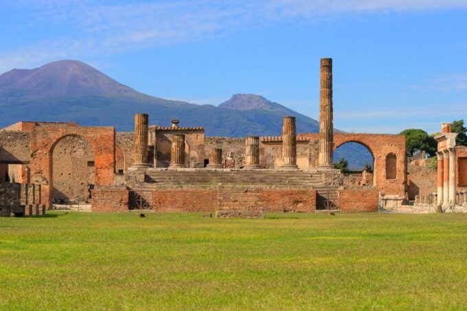 Pompei: Pompeii & Herculaneum Tour With Archaeologist Guide - Experience Highlights With Guide