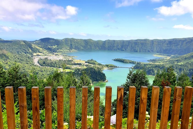 Ponta Delgada: Shore Excursion, Sete Cidades, Blue & Green Lake - Common questions