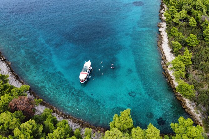 Private Boat Tour From Split - Captains Tailor-Made Route - Local Attractions and Highlights