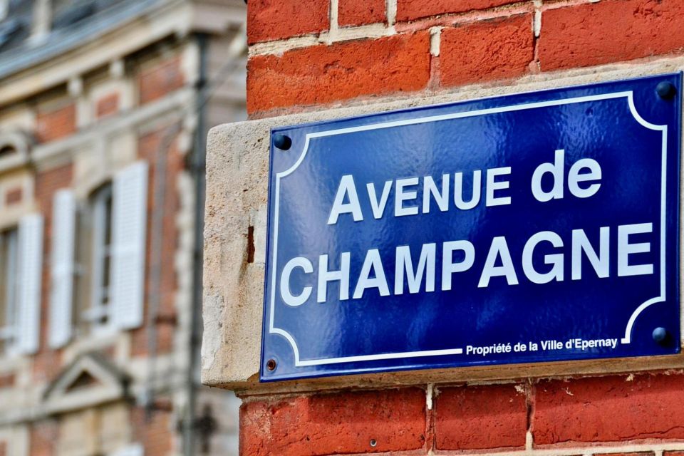 Private Champagne Moët & Chandon, Veuve Clicquot, Pommery - Directions