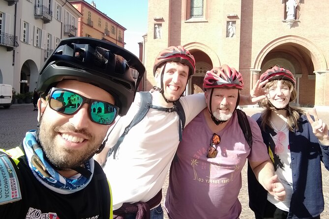 Private E-Bike Tour " Langhe Del Barbaresco " - Asphalt Only - Booking Information