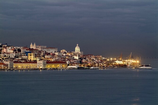 Private Lisboa by Night Sailing Tour - Pricing and How to Book
