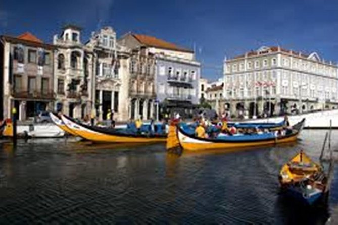Private Tour Aveiro Little Venice and River Tour Moliceiro - Common questions