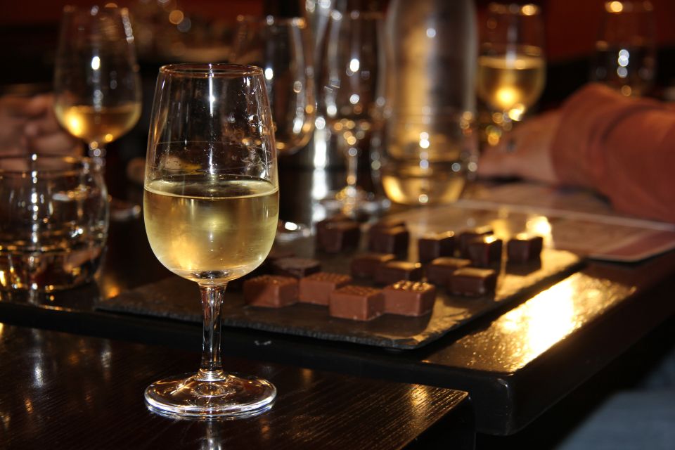 Private Wine and Chocolate Tasting Experience - Live Tour Guide Availability