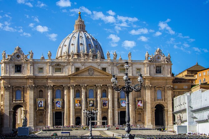Rome: Vatican and Sistine Chapel Major Highlights Group Tour - Tour Guide