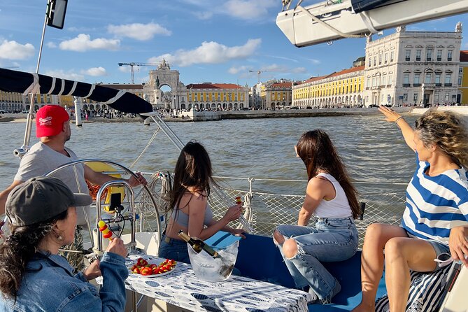 Sailing Yacht Lisbons Historic District Sightseeing Tour(2:30 H) - Directions to Meeting Point