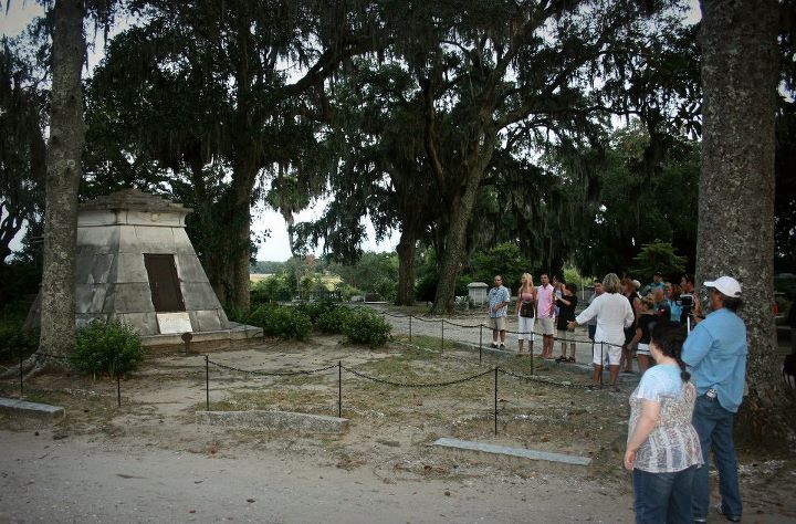 Savannah: Bonaventure Cemetery With Shannon Scott - Booking Information