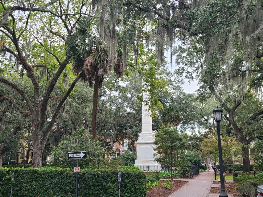 Savannah: Old Town Hop-On Hop-Off Trolley Tour - General Information