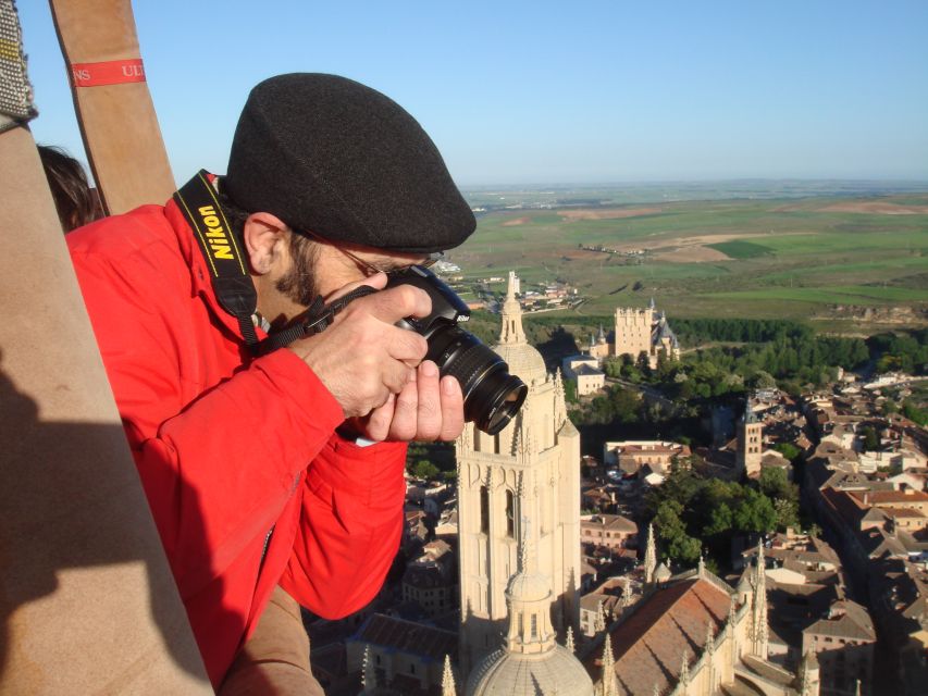 Segovia: Private Balloon Ride for 2 With Cava and Breakfast - Location and Additional Details