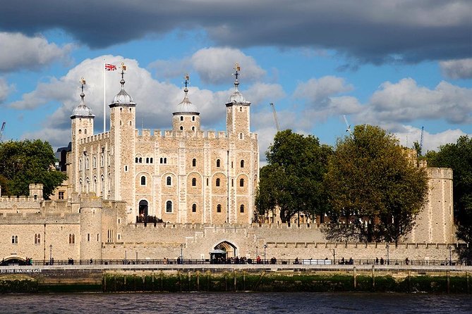 Self-Guided Audio Tour Medieval London: Legends, Ghosts and Fire - Fire and Redemption